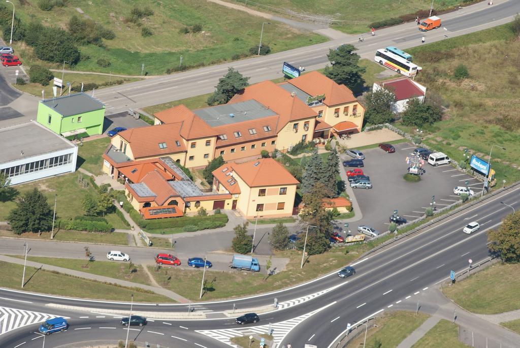 Hotel Relax U Drsu Табор Экстерьер фото