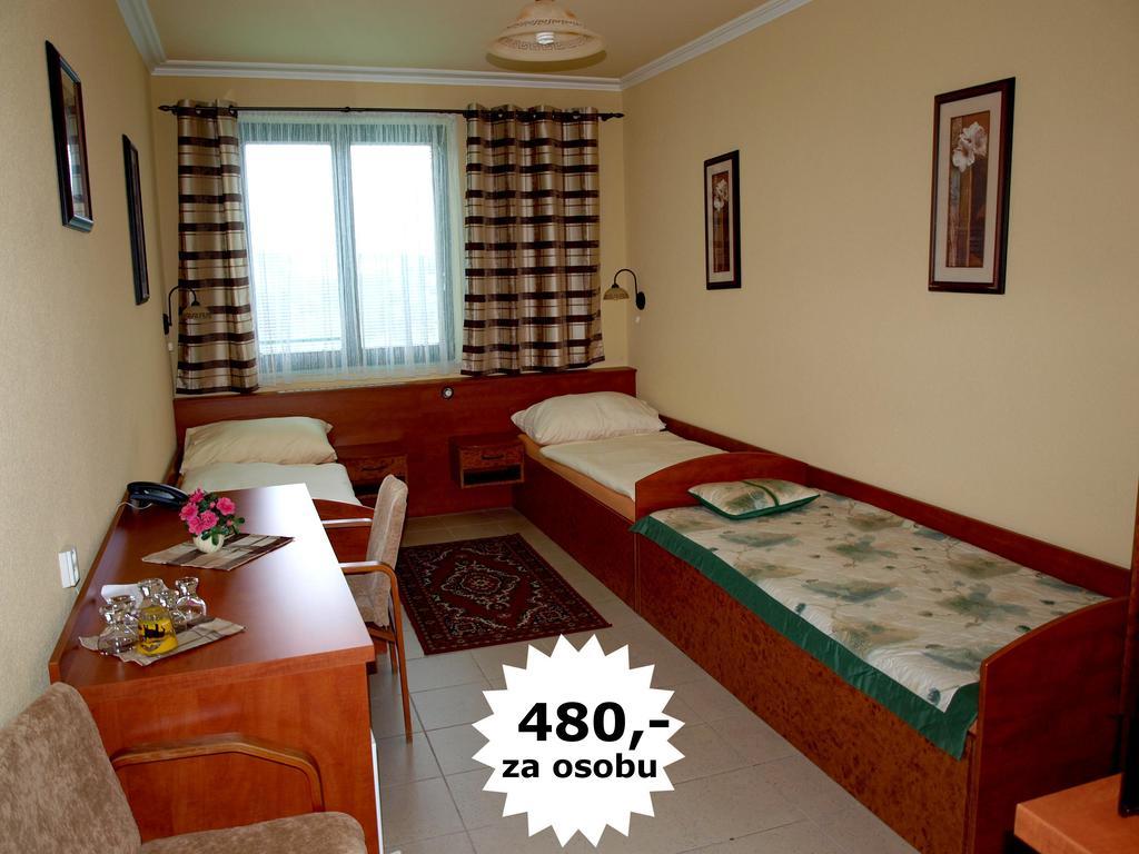 Hotel Relax U Drsu Табор Экстерьер фото